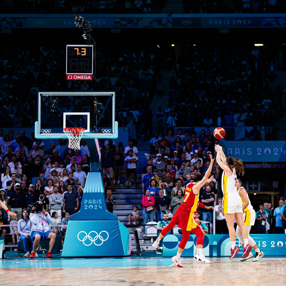 避免孤注一 避免孤注一