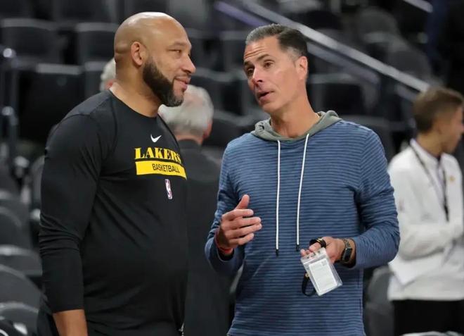 莱昂纳德 莱昂纳德